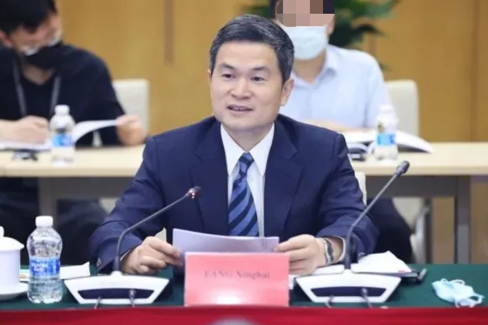 截图来自《经济观察报》